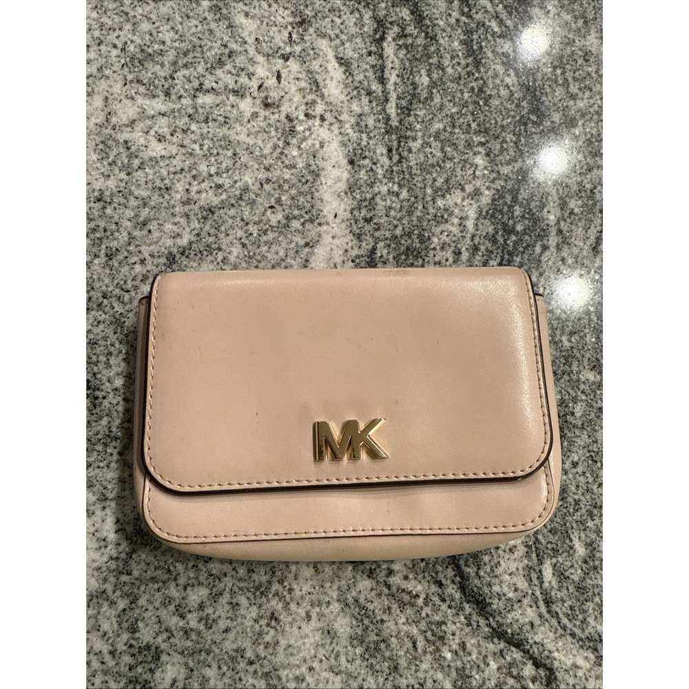 Michael‎ Kors Belt Bag Pink With Gold Hardware S/M No Belt